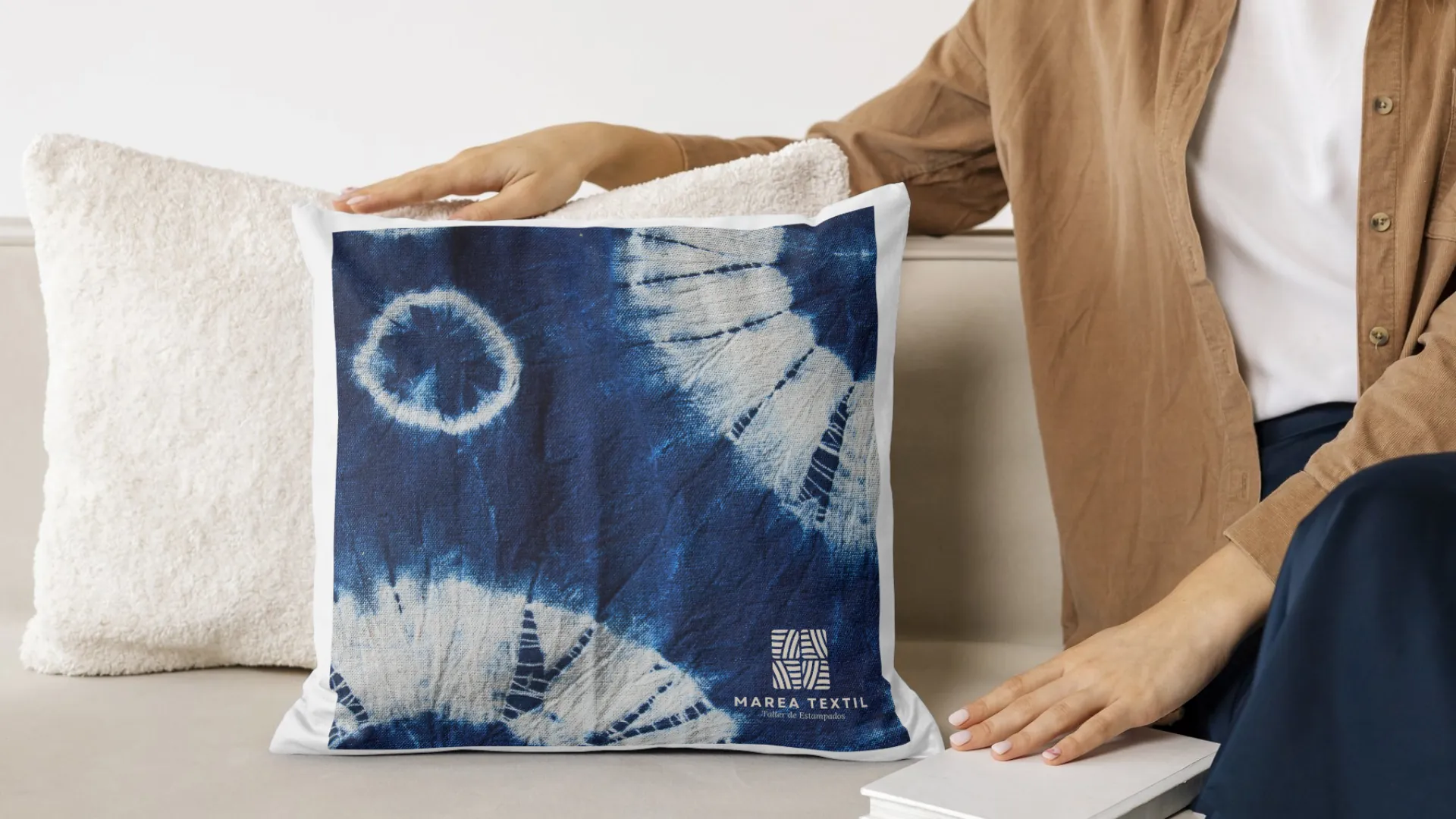 Marea Textil Mockup